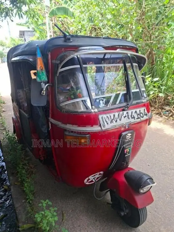Bajaj RE 2 Stroke 2005