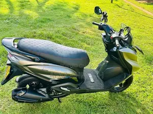 Suzuki Burgman 125 TFT 2025