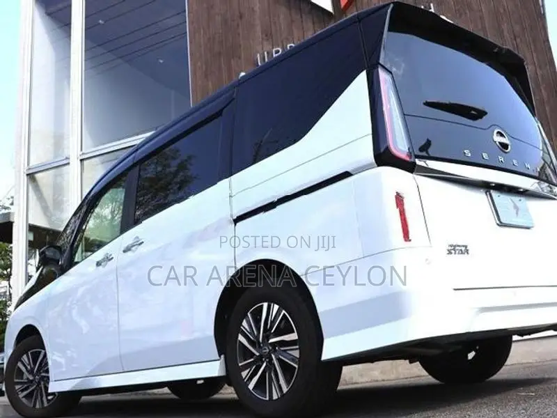 Nissan Serena highway star 2025