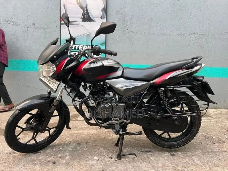 Bajaj Discover 125 2017