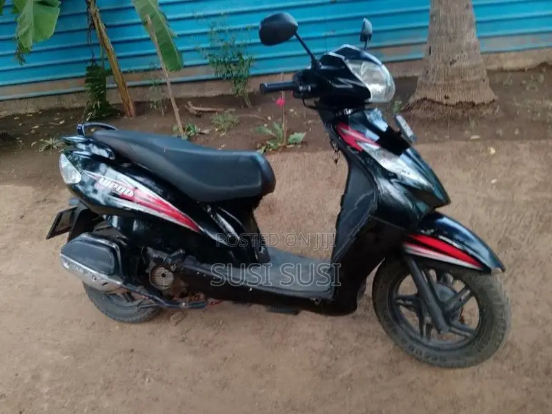 TVS Wego D 2015
