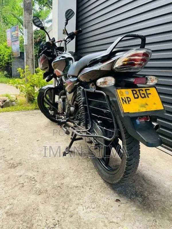 Bajaj Discover 100 2017