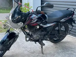 Bajaj Discover 100 2017