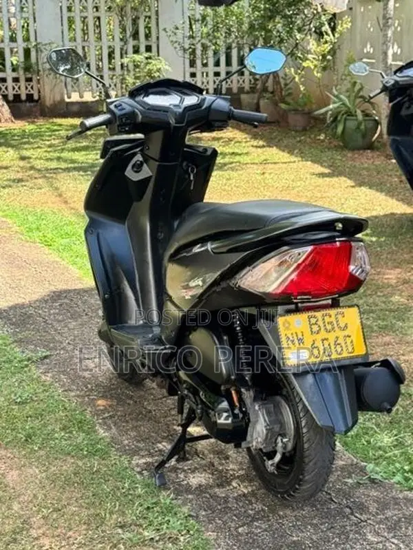 Honda Dio 2018