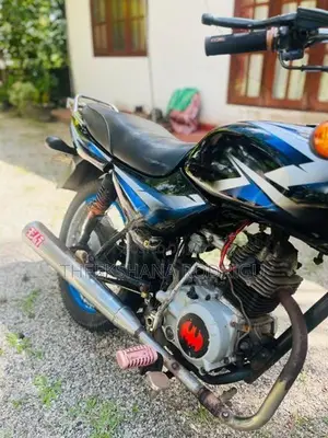 Bajaj CT100 2014