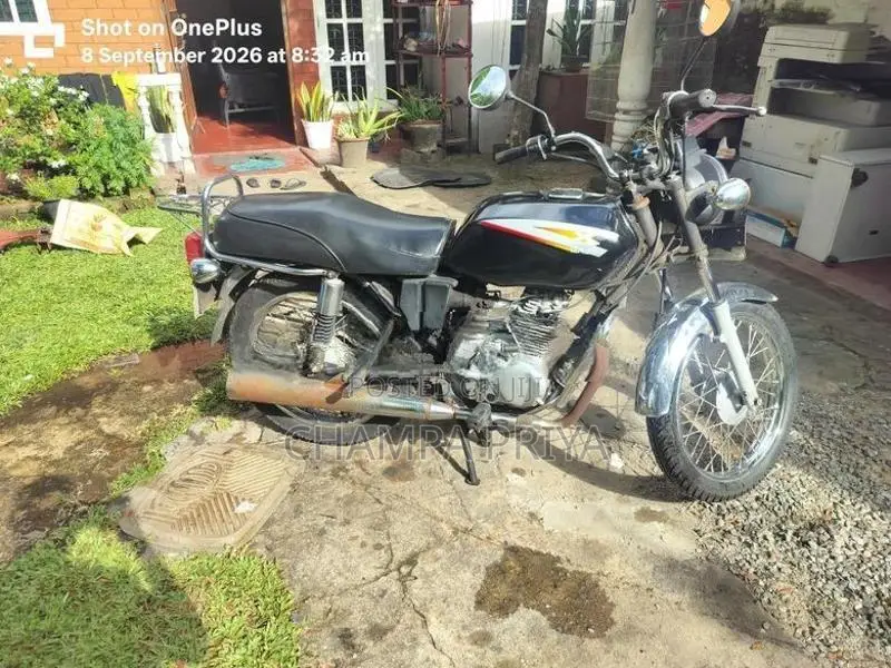 Bajaj Boxer 2004