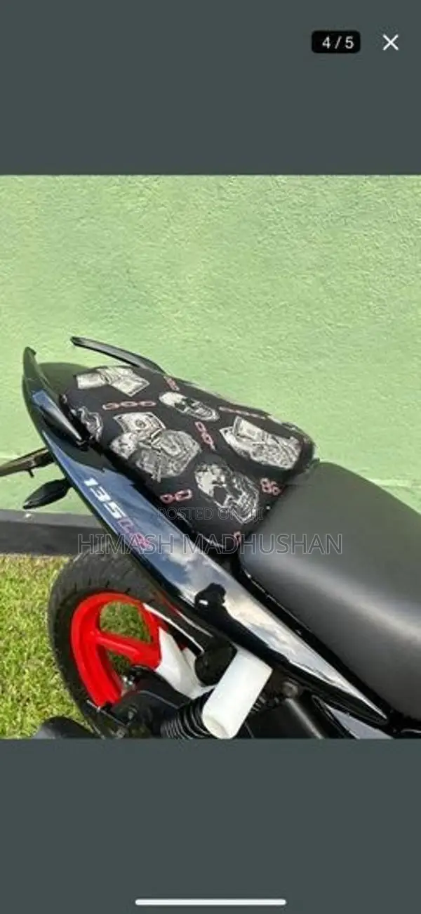 Bajaj Pulsar 135 2011