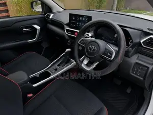 Toyota Raize Z Apple CarPlay 2025
