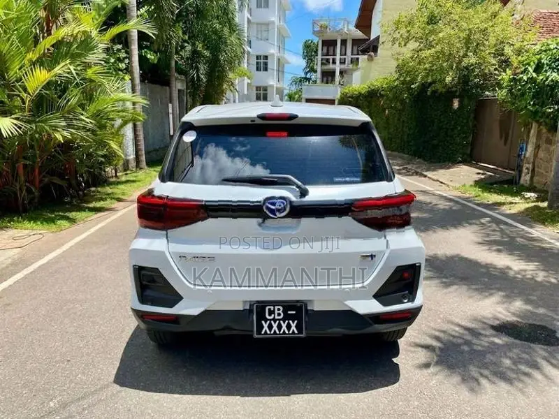 Toyota Raize Z Apple CarPlay 2025