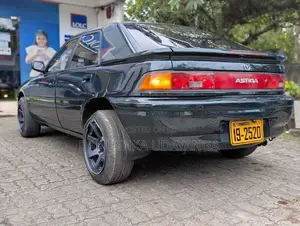 Mazda Astina 323F 1992