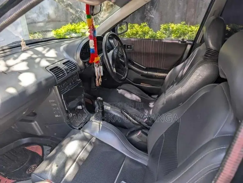 Mazda Astina 323F 1992