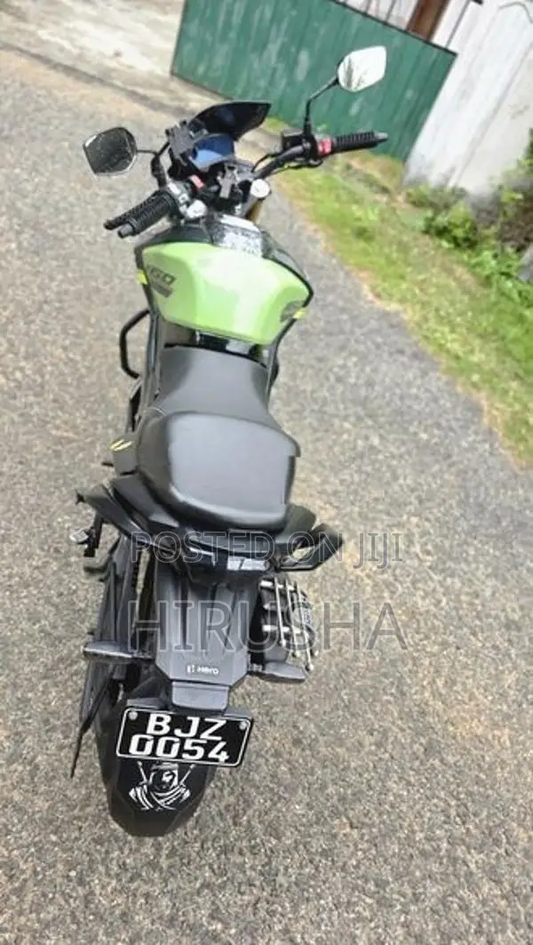 Hero Hunk 160R 4V 2025