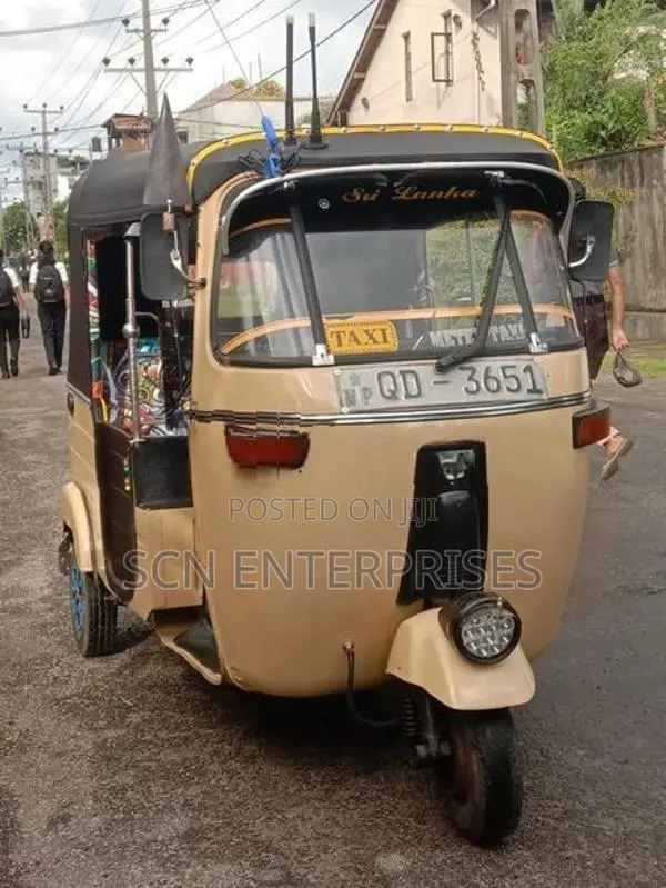 Bajaj RE 2006