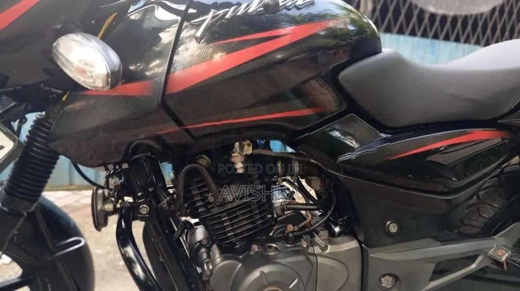 Bajaj Pulsar 150 2018