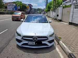 Mercedes Benz CLA 180 2020