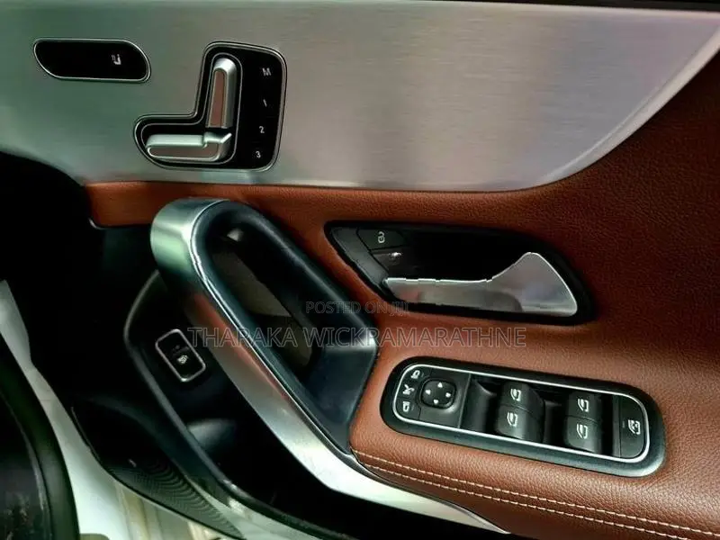 Mercedes Benz CLA 180 2020