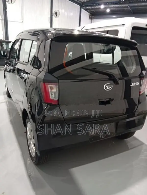 Daihatsu Mira L 2023