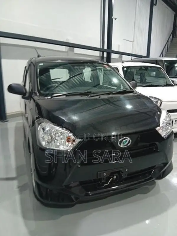 Daihatsu Mira L 2023
