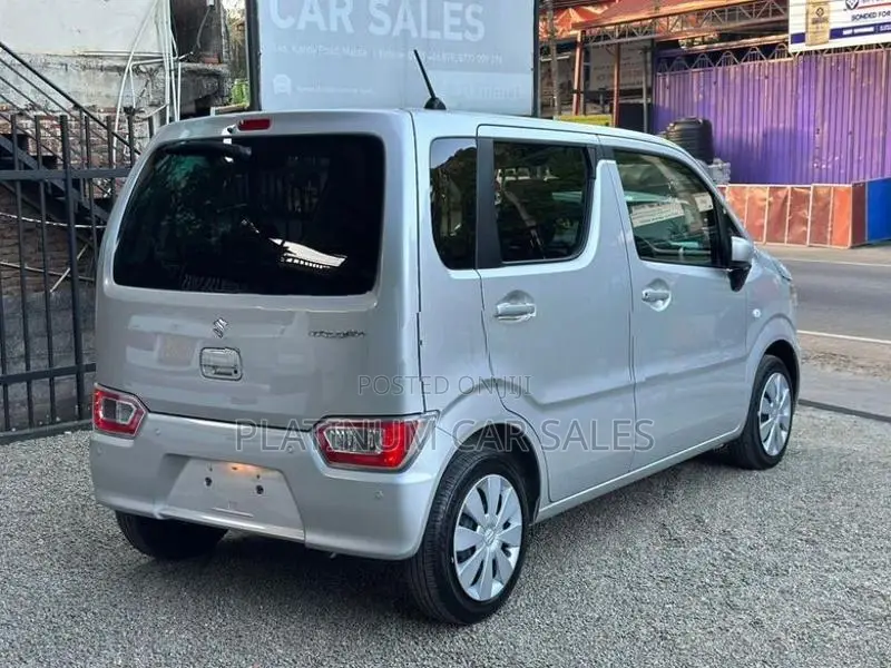 Suzuki Wagon R FX 2024