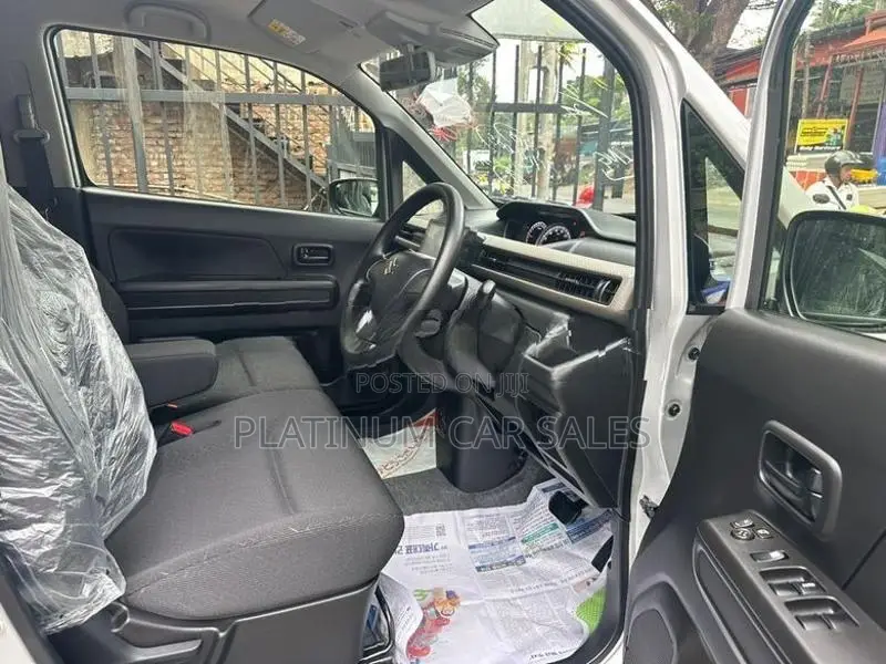 Suzuki Wagon R FX 2024