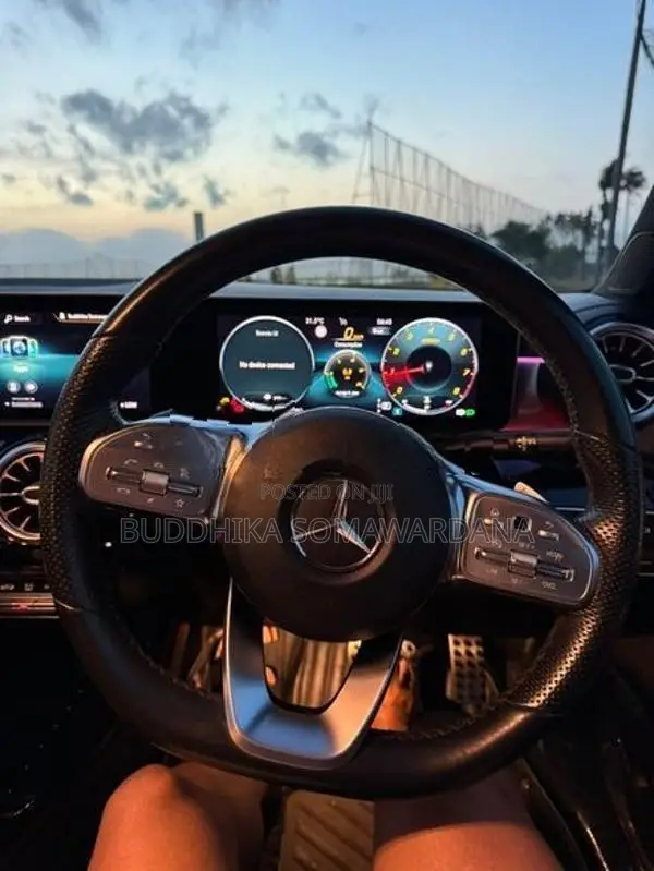 Mercedes Benz CLA 200 2020