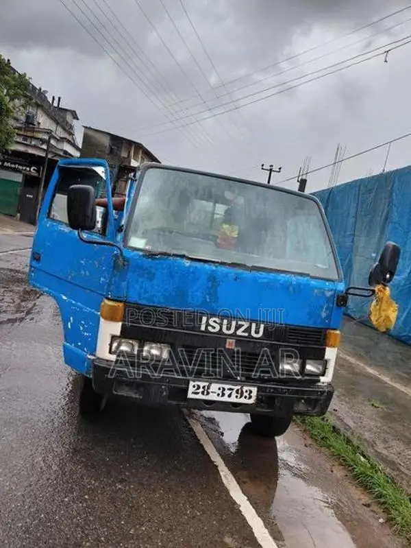 Isuzu Elf 1978