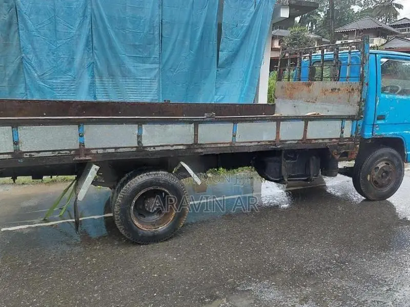 Isuzu Elf 1978