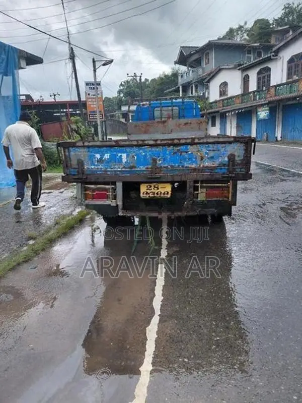 Isuzu Elf 1978