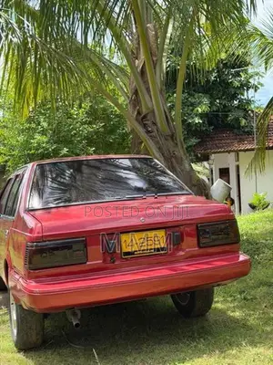 Nissan Sunny b11 1985