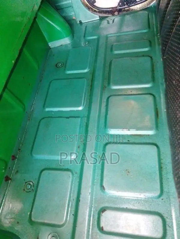 Bajaj RE Re200 2014