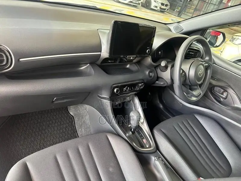 Toyota Yaris G Grade 2025