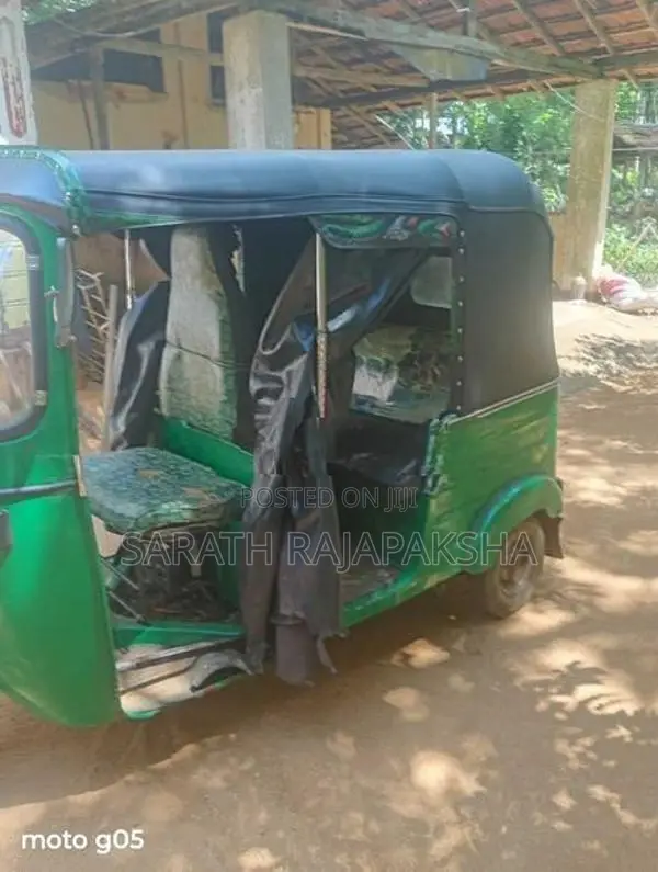 Bajaj RE Three Wheeler 1998