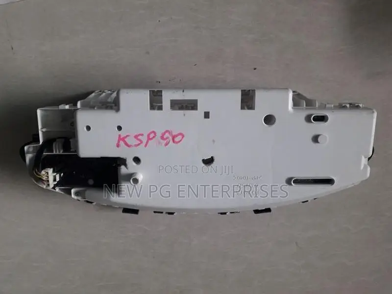 Toyota Vitz Ksp90 Meter Cluster