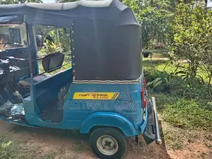 Bajaj RE 2014