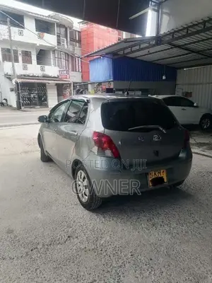Toyota Vitz 2007