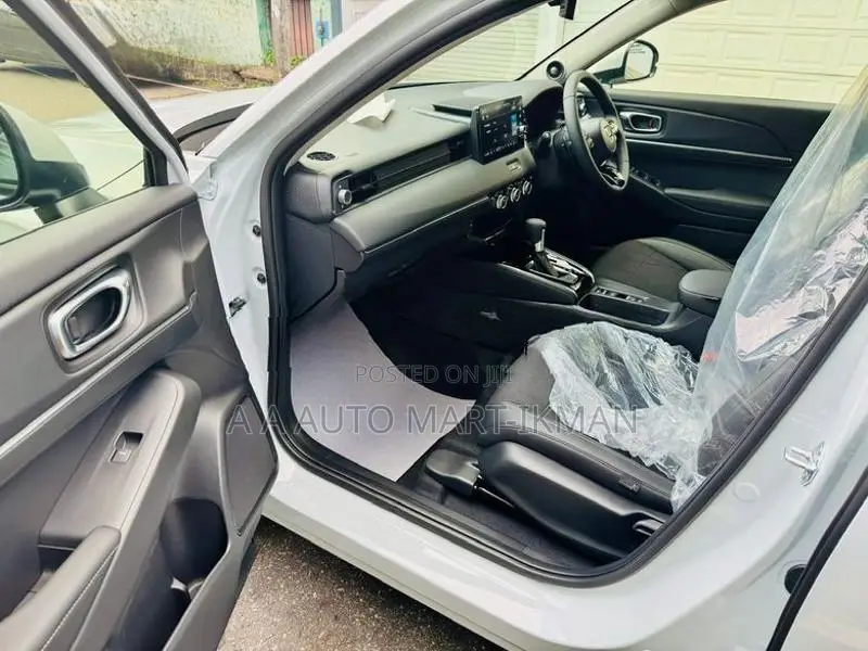 Honda Vezel Z Premium BrandNew 2026