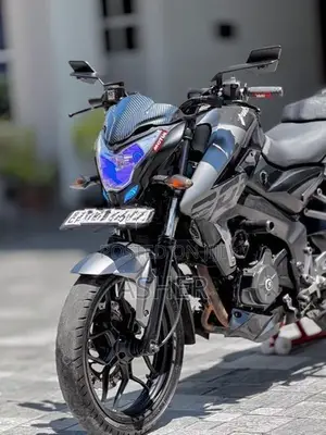 Bajaj Pulsar NS200 2018