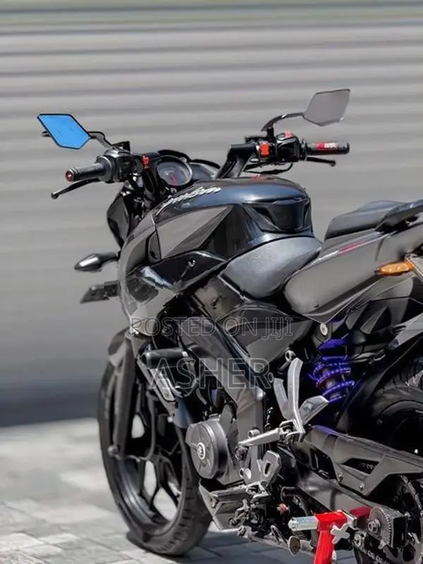 Bajaj Pulsar NS200 2018