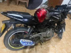 Bajaj Pulsar 180 2015