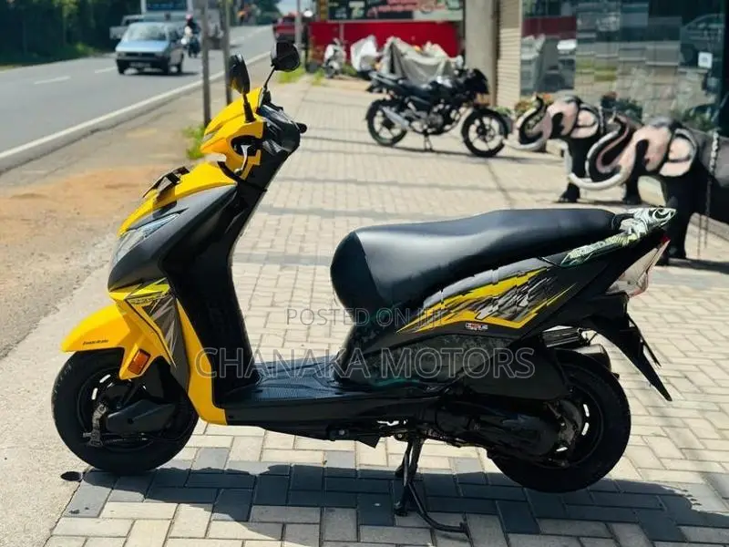 Honda Dio 2017