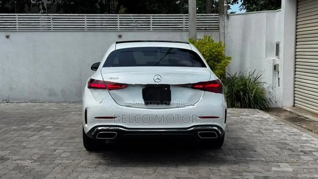 Mercedes Benz C200 2026