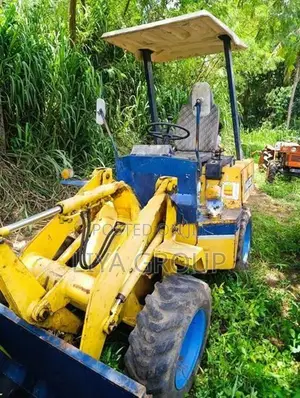 Komatsu WA 20 Wheel Loader