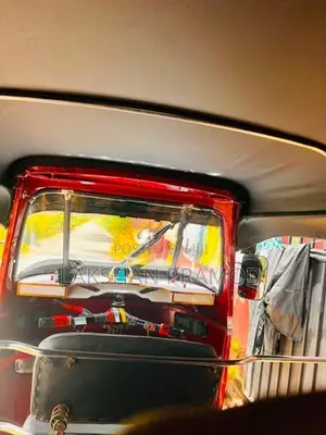 Bajaj RE 2001