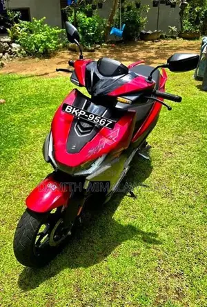 Hero XOOM 125R 2026