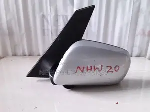 Toyota Prius NHW20 Side Mirror LHS