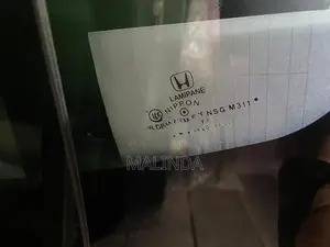 Honda Vezel (Rs) Windscreen 2017 - Reconditioned