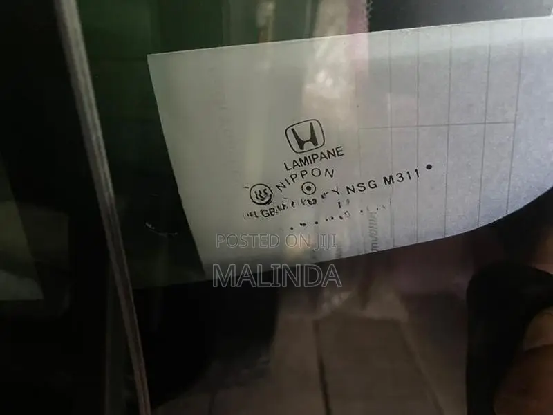 Honda Vezel (Rs) Windscreen 2017 - Reconditioned