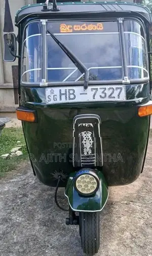 Bajaj RE 2004