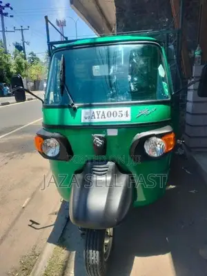 Piaggio Ape 2025