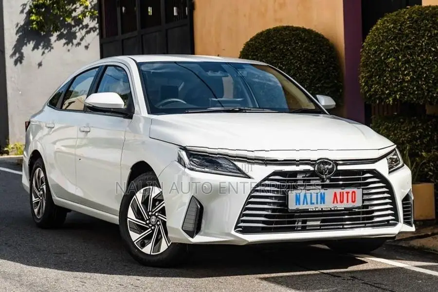 Toyota Yaris Ativ Premium Hybrid 1.5 L 2025